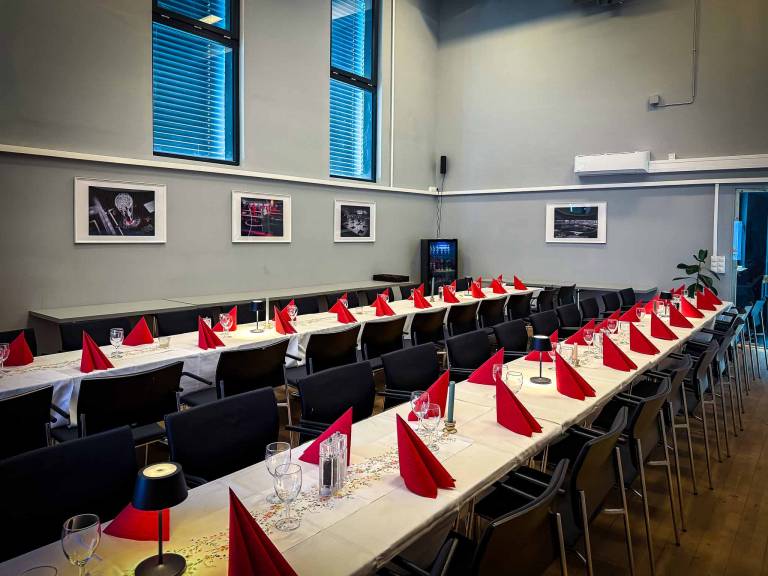 Tagungsraum bei JKS Mayen – Meetings, Feiern & Events flexibel buchen