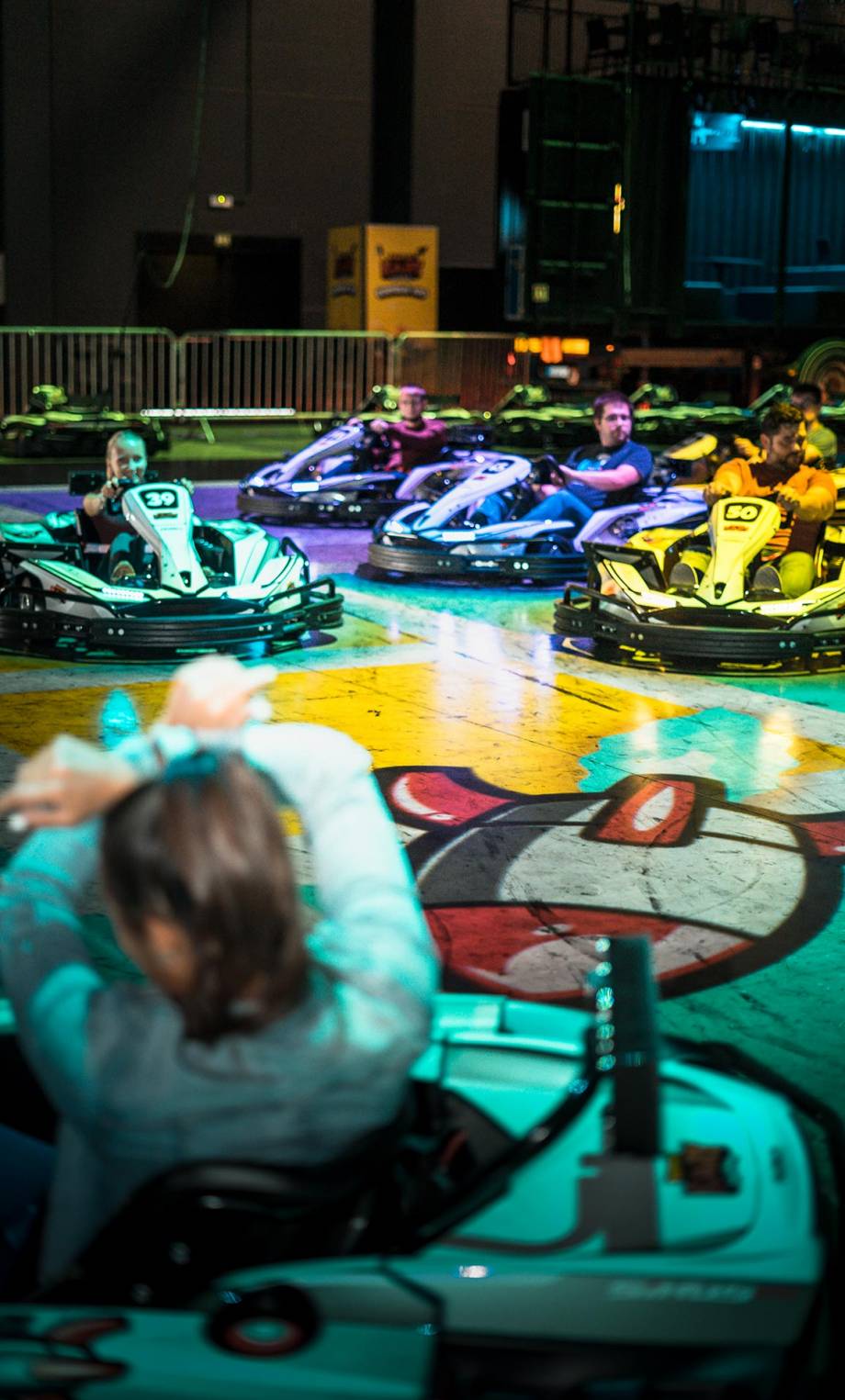 Erlebe interaktives E-Kart-Fahren mit BattleKart bei JKS Mayen. Augmented Reality, Spielmodi & Highspeed-Action – jetzt buchen und losfahren!